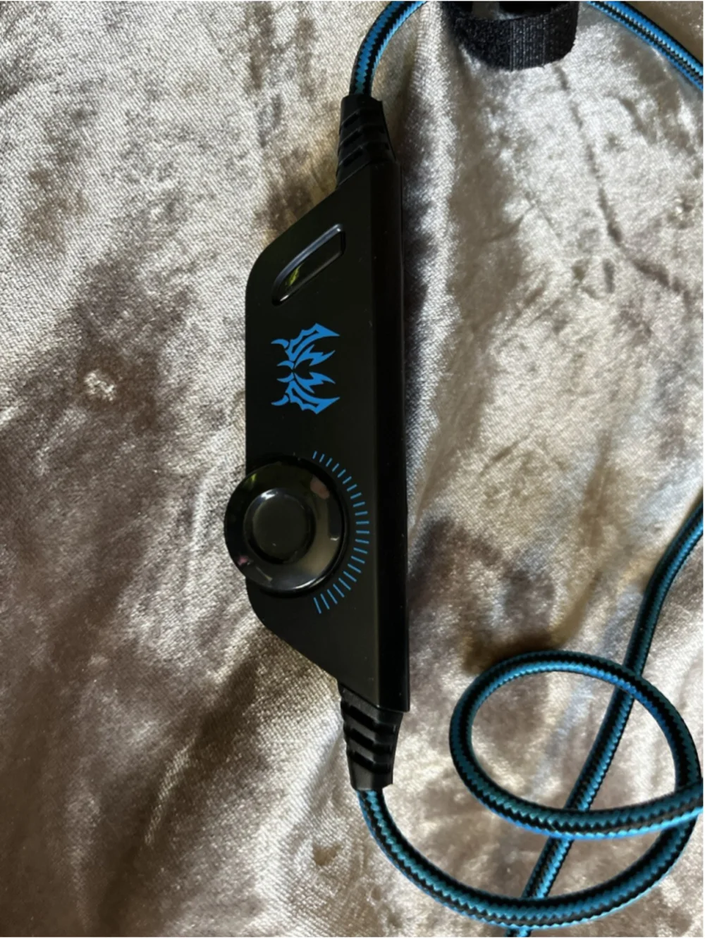 Kotion Eqch G2000 Gaming Headset USED in Great Condition NEW OPEN BOX , SEE PICS